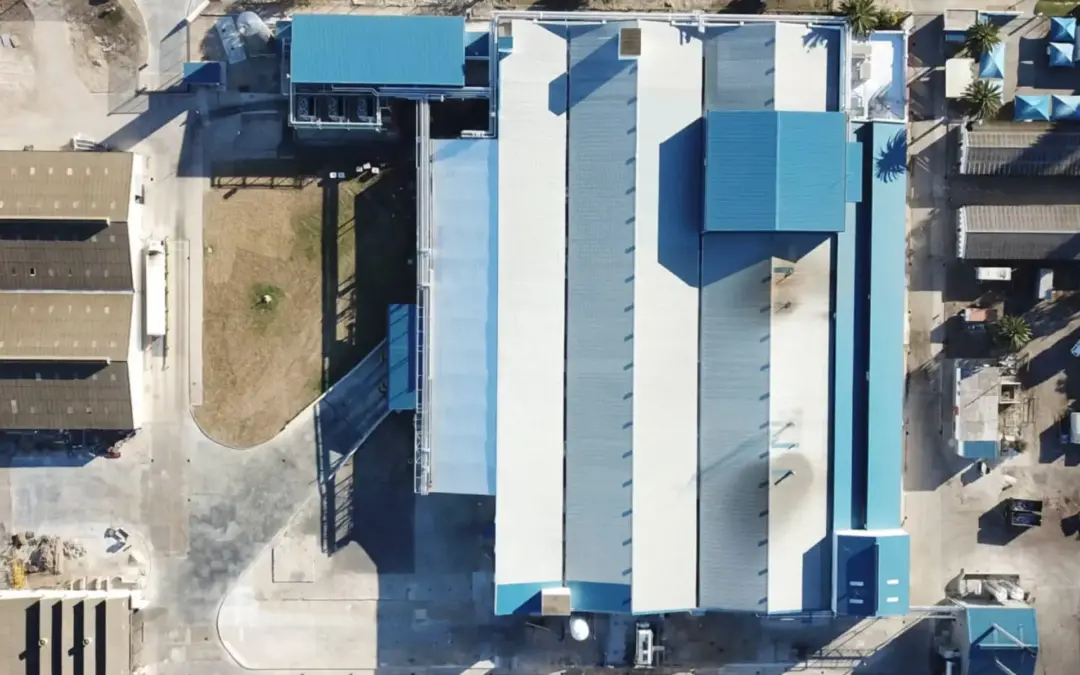 Combining steam and refrigeration plant utilities for an optimal outcome